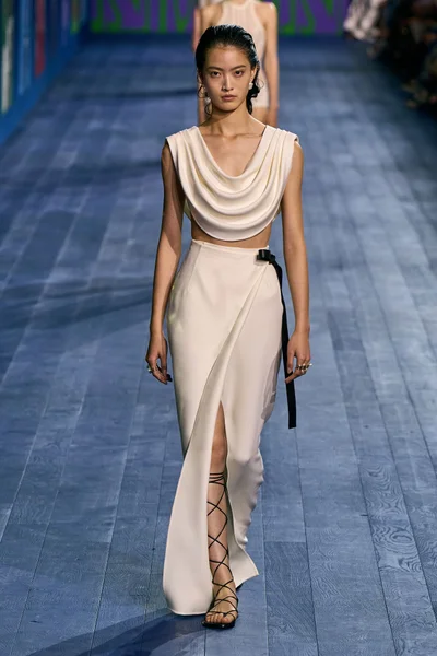 Look 20